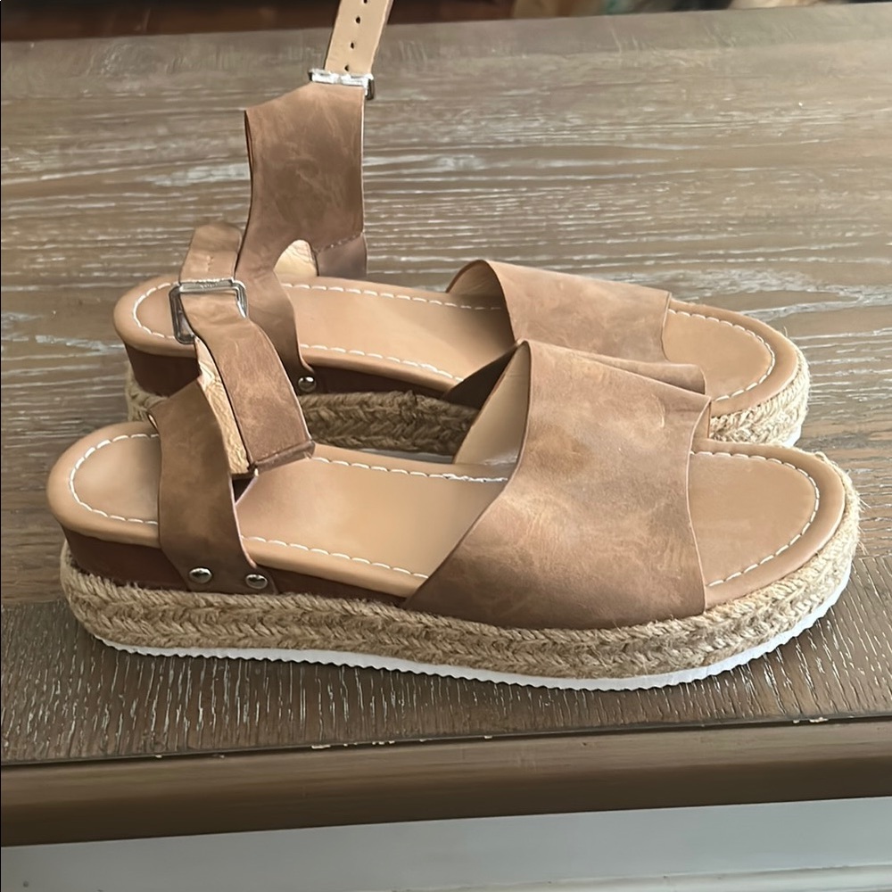 Women's Tan Espadrille Sandals